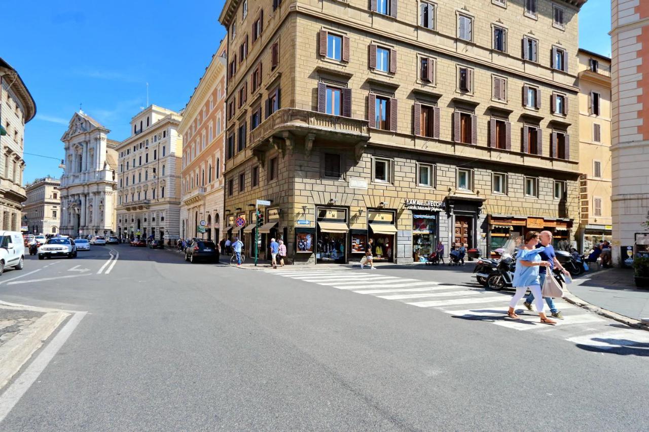 Romac Baullari Holiday Apartment In Campo De Fiori Exteriör bild