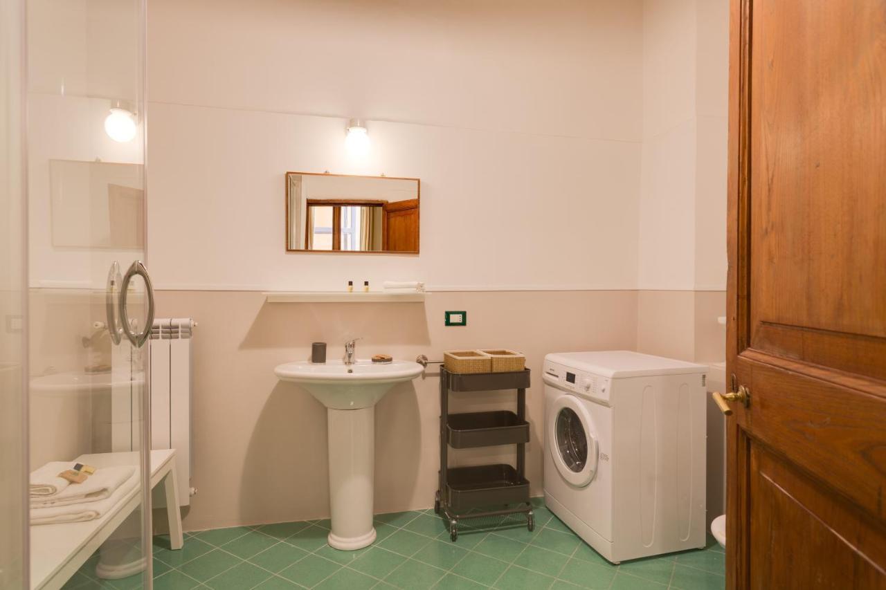 Romac Baullari Holiday Apartment In Campo De Fiori Exteriör bild