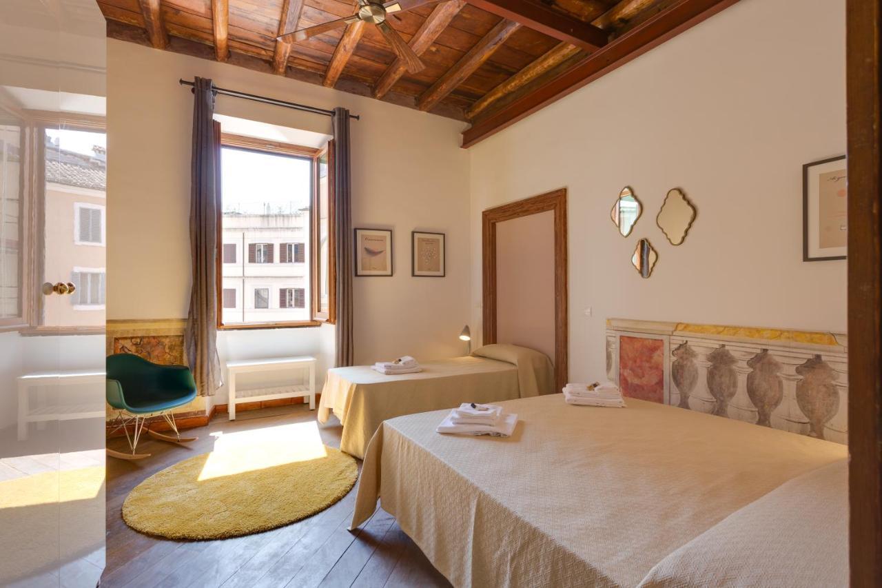Romac Baullari Holiday Apartment In Campo De Fiori Exteriör bild
