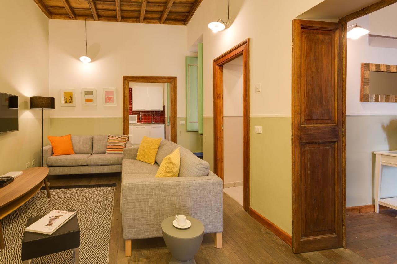 Romac Baullari Holiday Apartment In Campo De Fiori Exteriör bild