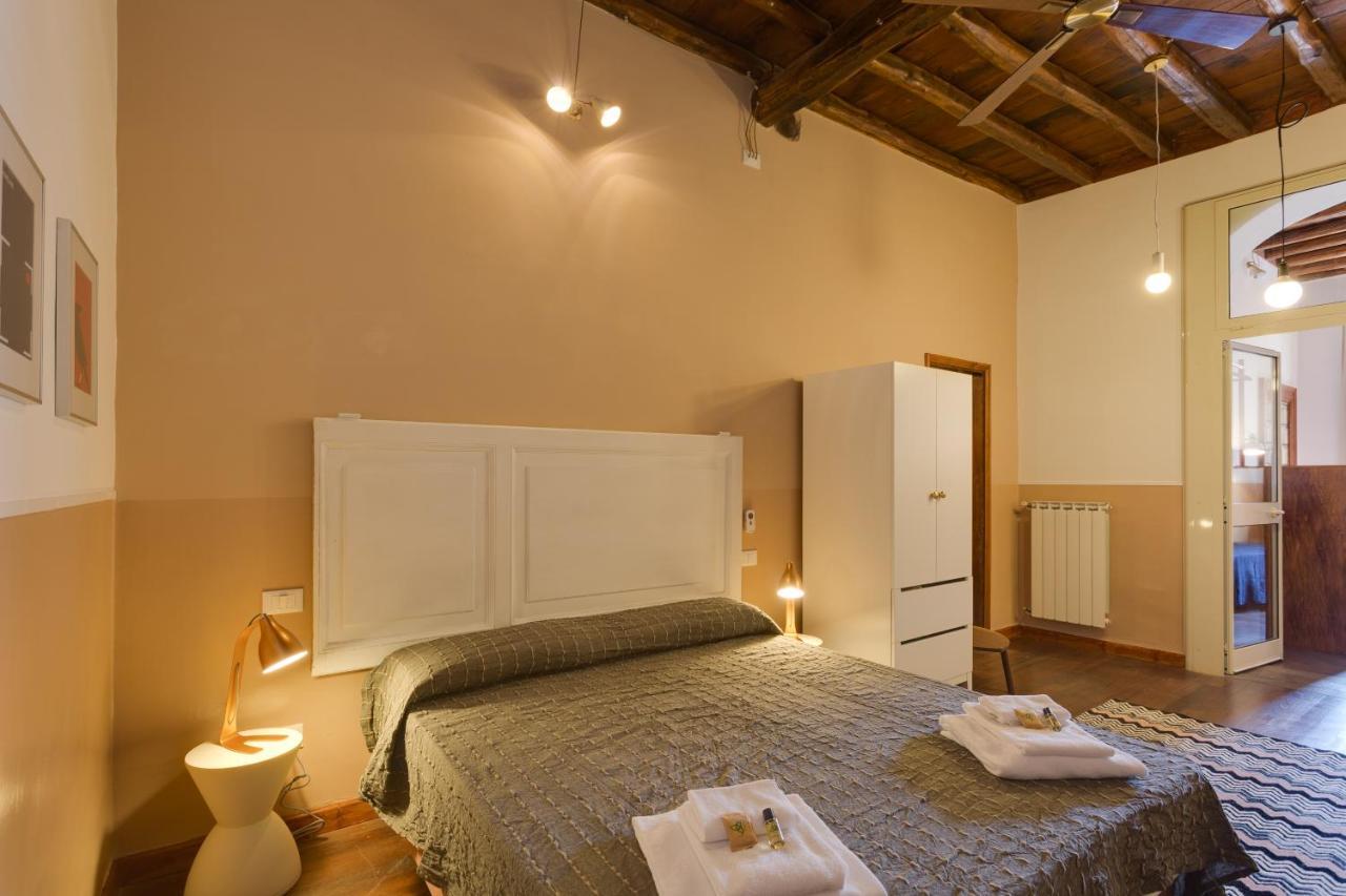 Romac Baullari Holiday Apartment In Campo De Fiori Exteriör bild
