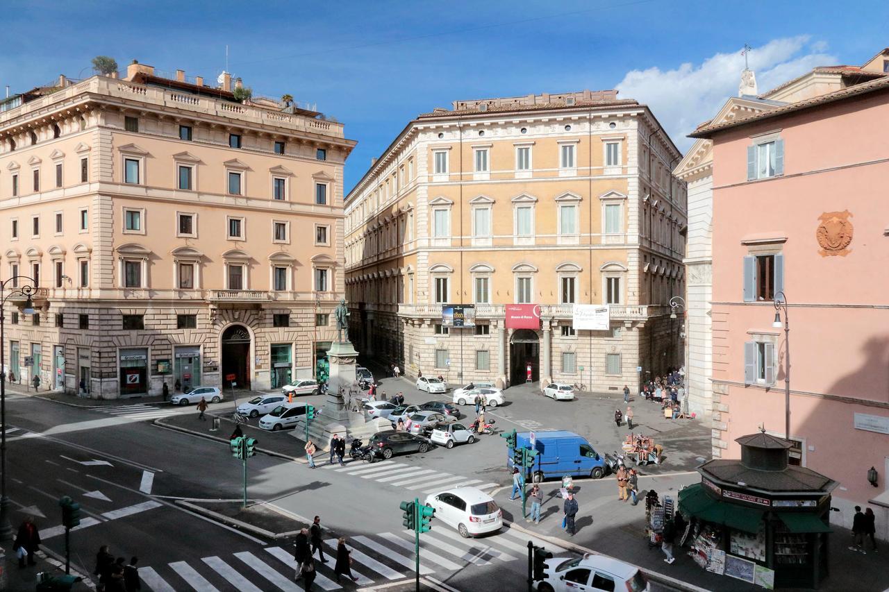 Romac Baullari Holiday Apartment In Campo De Fiori Exteriör bild